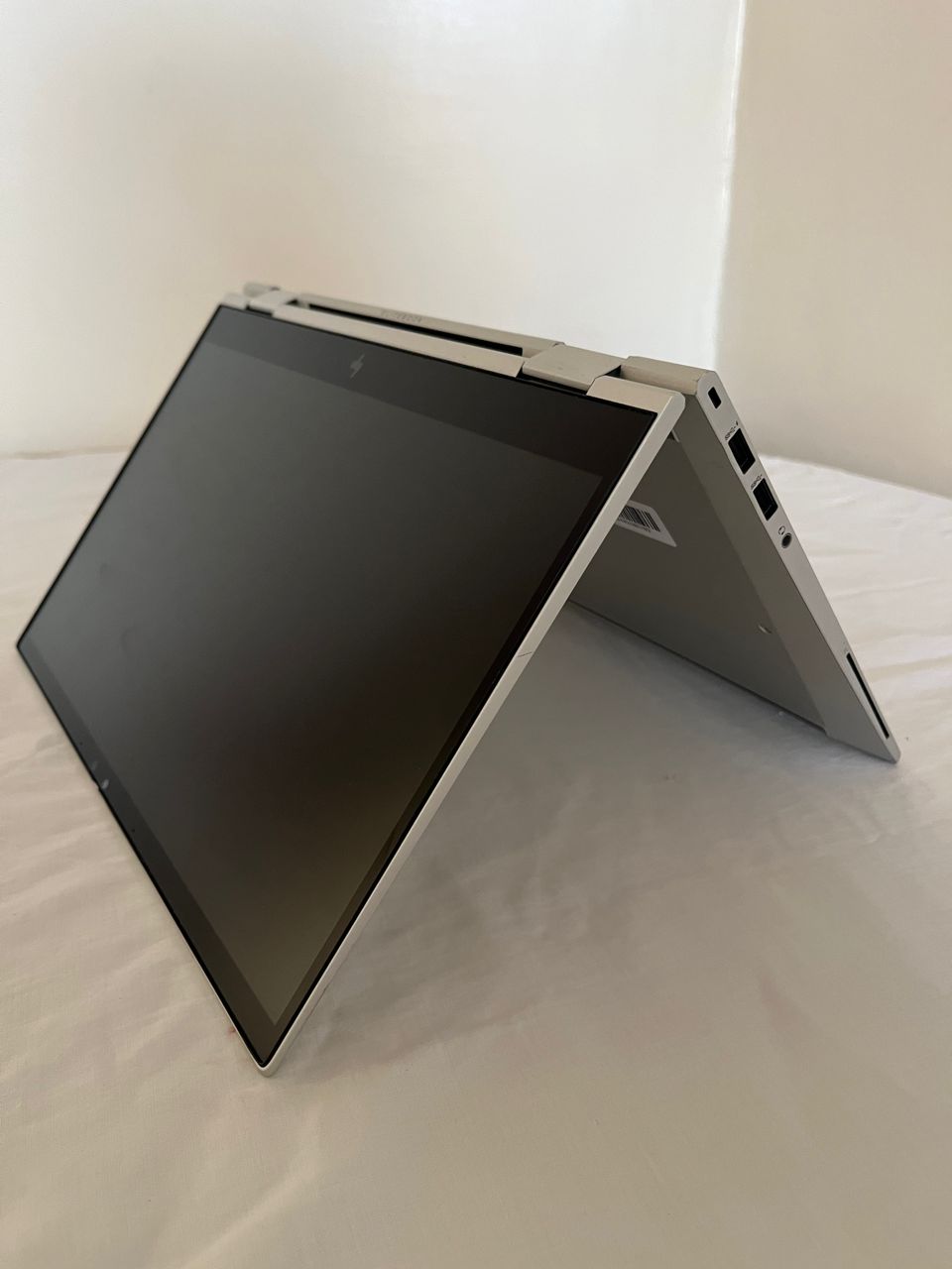 HP EliteBook 830 G7 X360 – PC hybride 2-en-1 (portable & tablette)